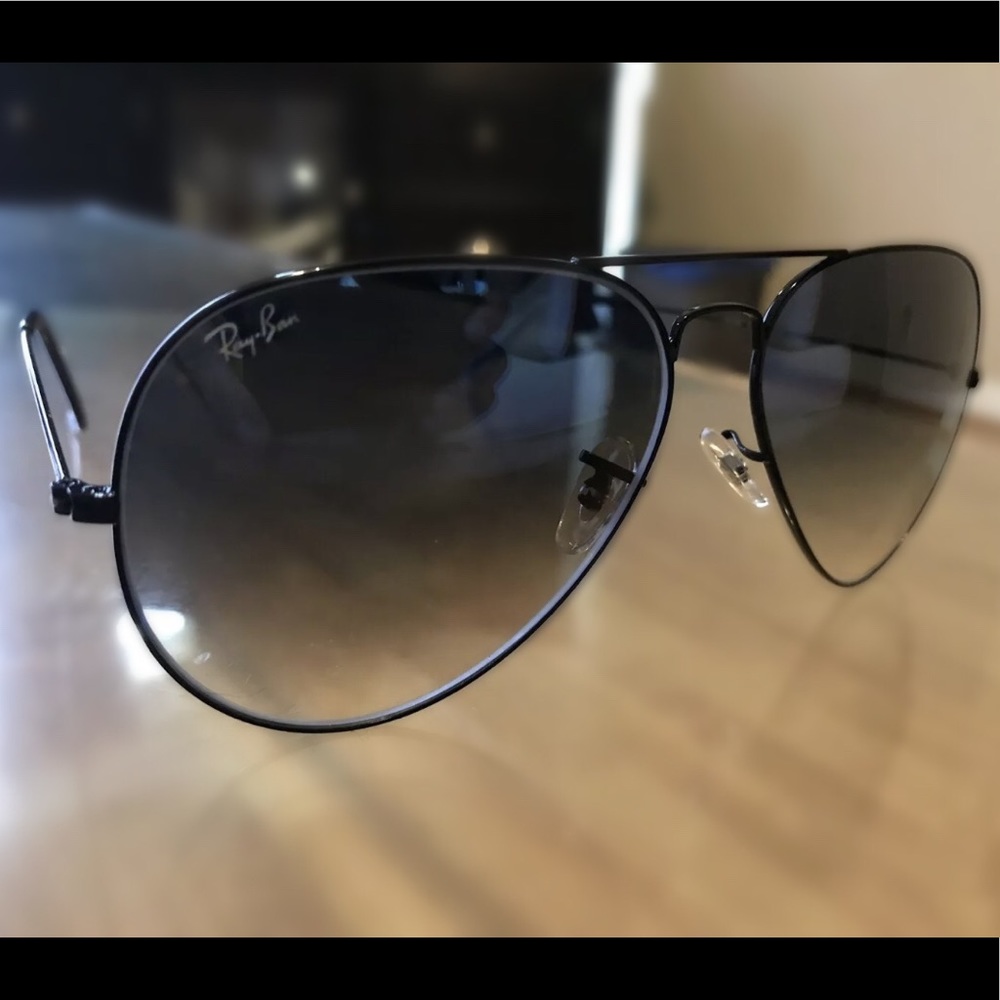 Black Gradient Ray-Bans